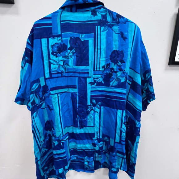 C.M. Shapes Vtg Blue Floral Buttoned Blouse shoulder pads short sleeve top 1X - Picture 6 of 8